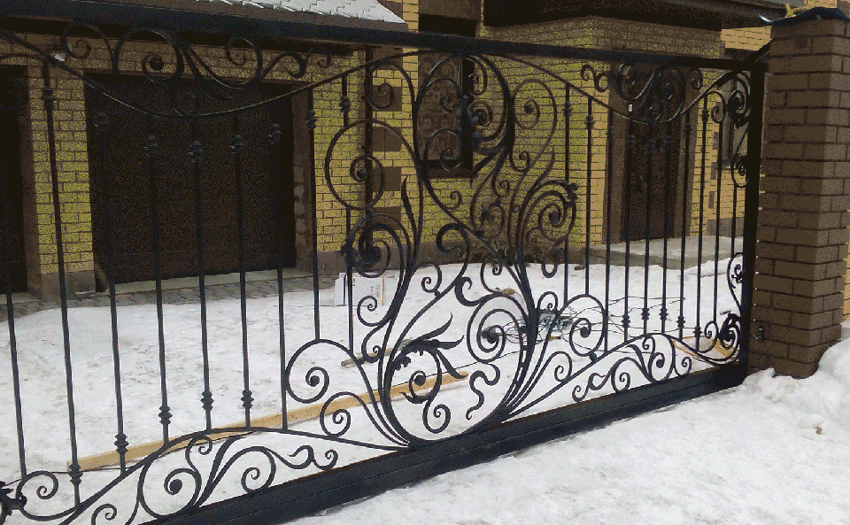 Изготовление Кованые раздвижные ворота в Москве