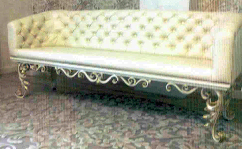 Изготовление Кованый мягкий диван в Москве