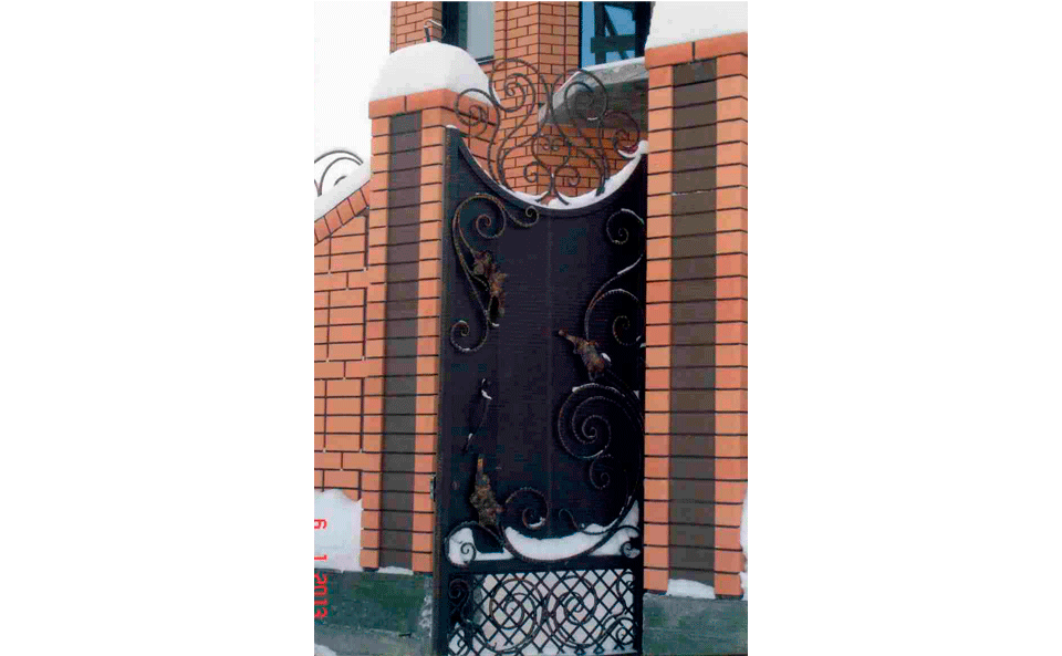 Изготовление калитка железная с коваными элементами в Челябинске